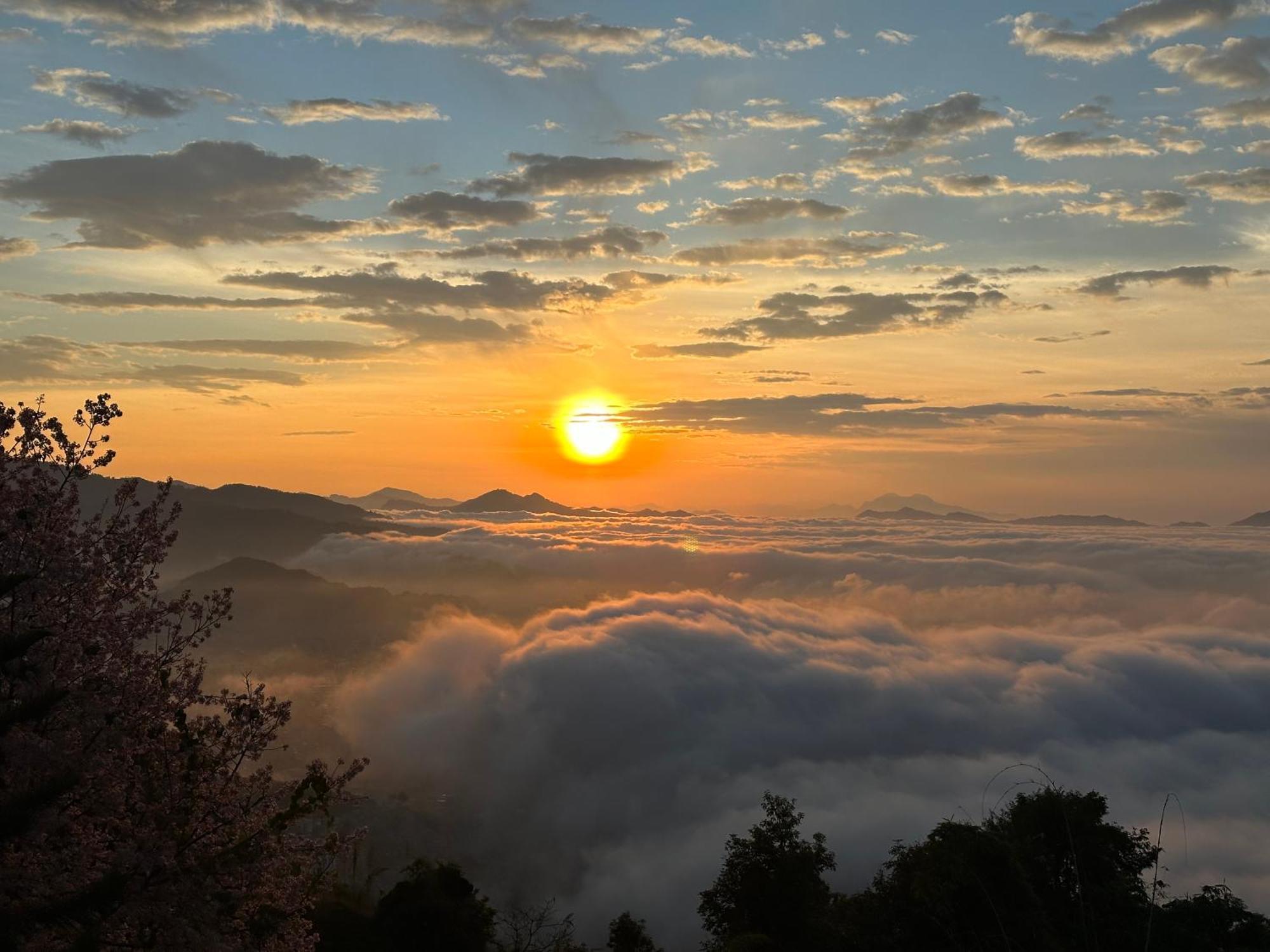Rock Garden Resort Pokhara Buitenkant foto
